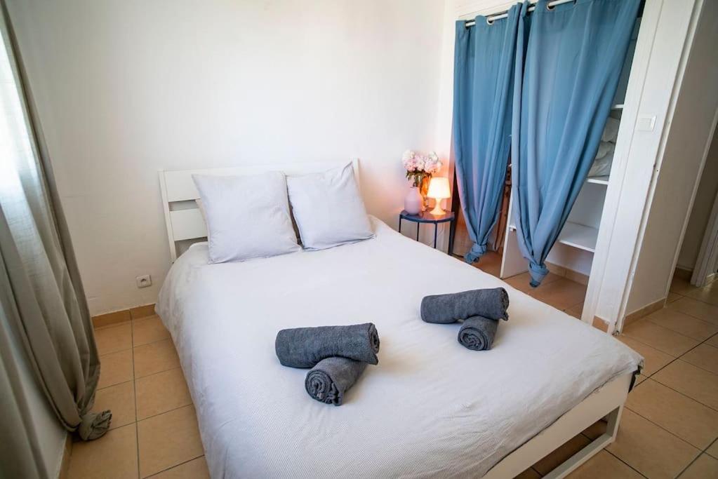 Superb T4 Souplex In Giens Appartement *